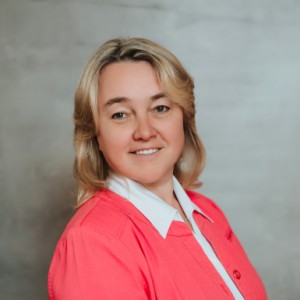 Южакова Нина